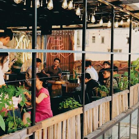 The Gk House Hostel, Ecolliving, Central City, Natural Wooden, Chill View Rooftop, Restaurant And Cocktail Bar Ho Chi Minh Zewnętrze zdjęcie