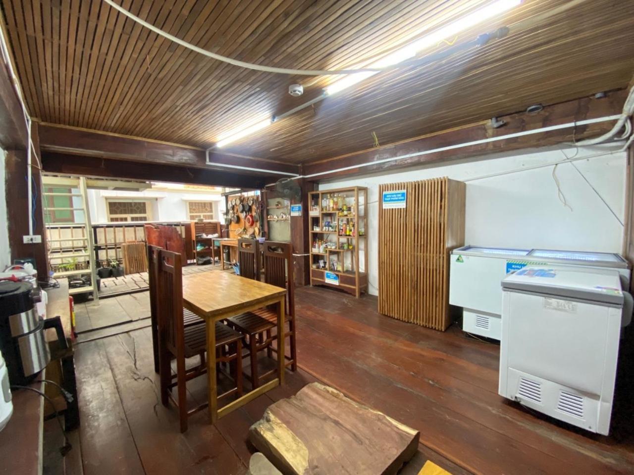 The Gk House Hostel, Ecolliving, Central City, Natural Wooden, Chill View Rooftop, Restaurant And Cocktail Bar Ho Chi Minh Zewnętrze zdjęcie